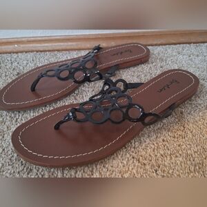 Boden Toe Thong Black Patent Laser Cut Sandals Womens Size 41 (9.5)